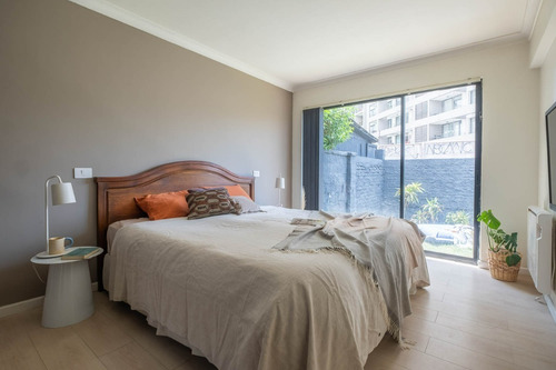 Imagen 10 de 22 de Preciosa Casa Remodelada En Pasaje Seguro (loreley)