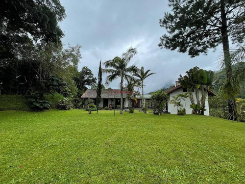 Imagem 2 de 9 de Casa Linear Com 3 Quartos Sendo 1 Suíte No Bom Retiro. Teresópolis-rj - Ca01052 - 34174505