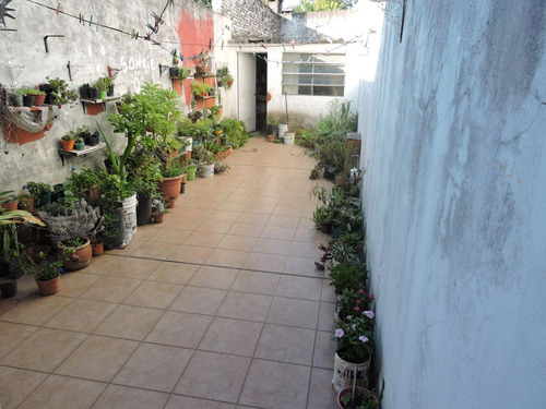 Vivienda Con Taller Mecanico En Lote De 336m2