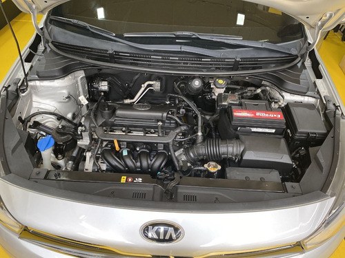 Imagen 24 de 25 de Kia Rio Vibrant