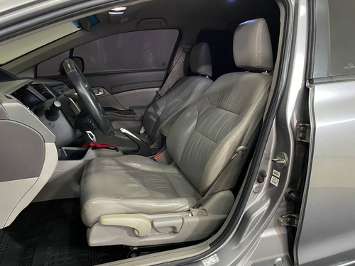 Imagem 10 de 22 de Honda Civic