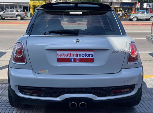 Imagen 14 de 21 de Mini Cooper 1.6 S Hot Automatico