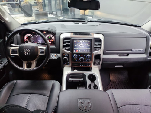 RAM 1500 5.7 Laramie Nigth Edition