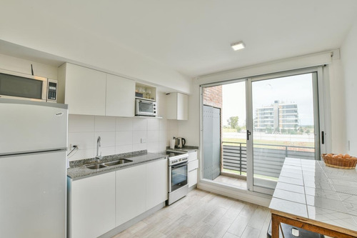 Imagen 9 de 30 de Departamento De 2 Dormitorios En Venta - Duplex - Tierra Nueva - Fisherton