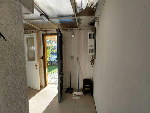 Se Arrienda Casa Comercial En Av. Comercial (172574)
