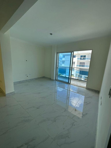 Apartamento En Las Cayenas Autopista De San Isidro 