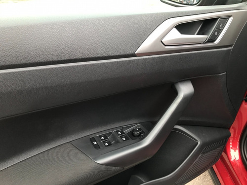 Volkswagen Nivus Comfortline Automatico Turbo Tsi #mkt11026