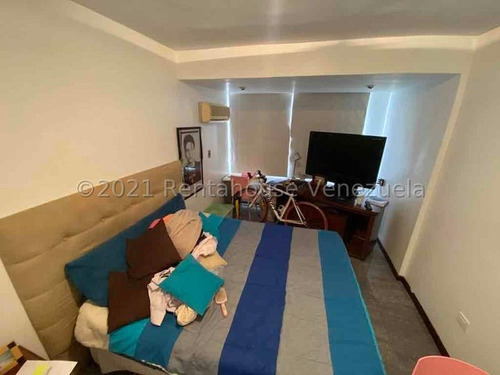 Se Vende Apartamento En Las Esmeraldas Mls #21-22018