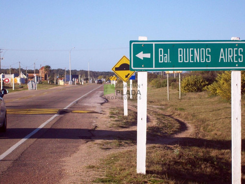 Gran Terreno Esquinero En Balneario Buenos Aires