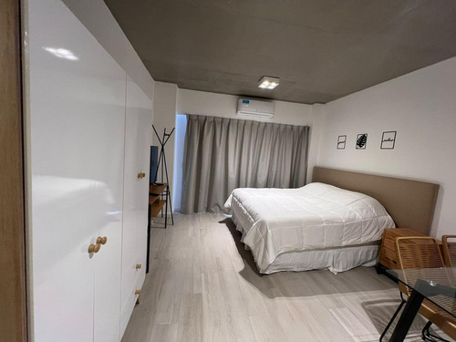 Departamento En Alquiler Temporario - Hospital Italiano
