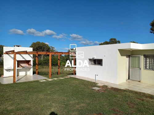 Casa Playa Hermosa Piriápolis 2 Dorms Venta Ca102075