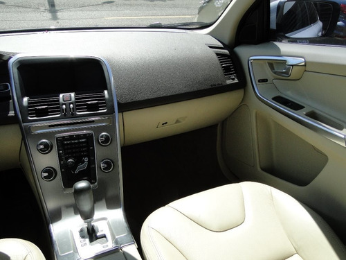 Volvo Xc60 2.0 T5 Comfort Fwd Turbo Gasolina 4p Automático