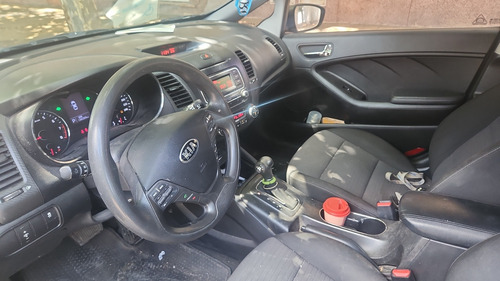 Kia Cerato 1.6 Ex At6