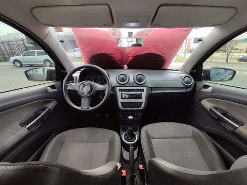Imagem 11 de 12 de Volkswagen Voyage 1.0 8v G5 4p 2013 Flex