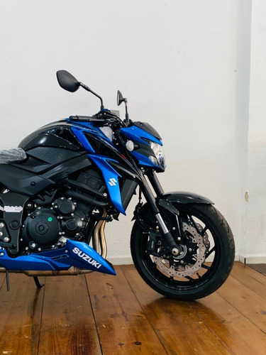 Imagem 14 de 18 de Suzuki Gsx S 750 22/23 0km 4 Azul Preta Amarela Cinza Branca