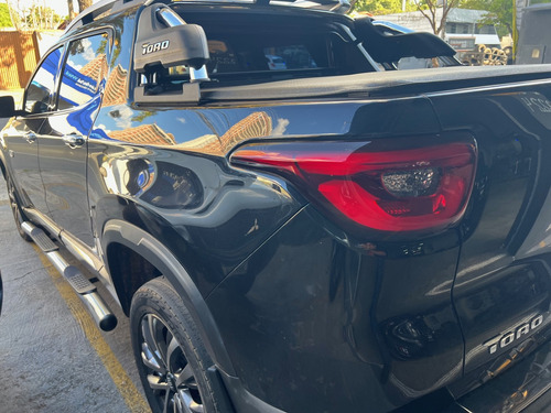 Fiat Toro 2.0 Volcano 4x4 Aut. 4p Automática