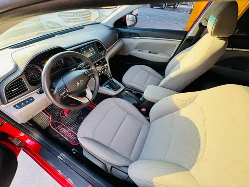 Hyundai Elantra 2020 Como Nuevo