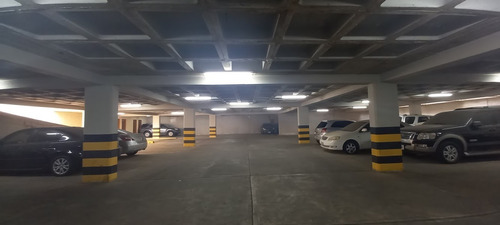 Imagen 13 de 14 de Alquiler Apartamento Bien Ubicado Calle 72 Pozo De Agua