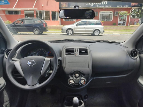 Imagem 9 de 13 de Nissan March S 1.0 12v Flex 5p