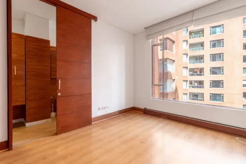 Apartamento En Arriendo/venta En Los Rosales. Cod V23453