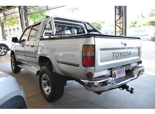 Toyota Hilux Hilux 3.0 SRV 4X2 CD 8V DIESEL 4P MANUAL