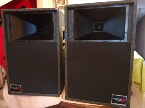 Cajas Acústicas Profesionales Cerwin Vega