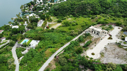 Terreno Con Vista Al Lago De Tequesquitengo
