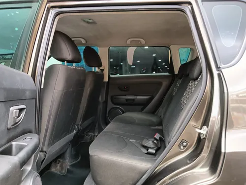 Kia Soul SOUL LX MT