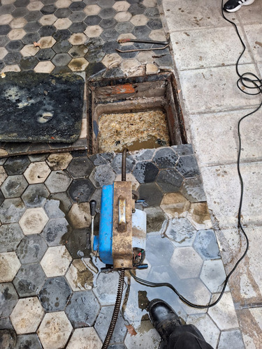 Destapaciones De Cloacas, Zona Norte, Con Maquina.