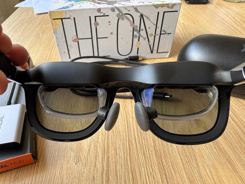 Xreal One - Chip X1 - Gafas Ar + Xreal Hub Negro (Usado)