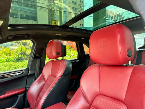 Porsche Macan Turbo Performance 2015