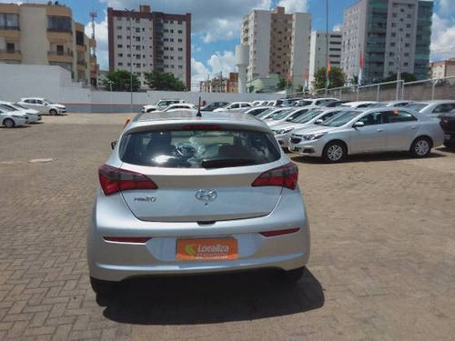 Imagem 2 de 10 de Hyundai Hb20 1.0 Unique 12v Flex 4p Manual