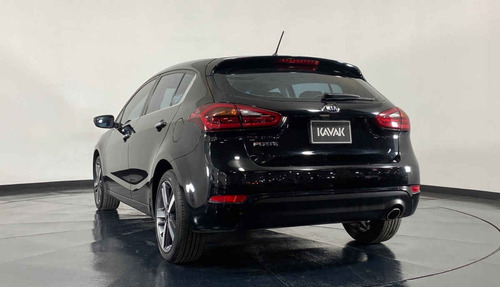 Imagen 4 de 15 de 120256 - Kia Forte Hb 2017 Con Garantía