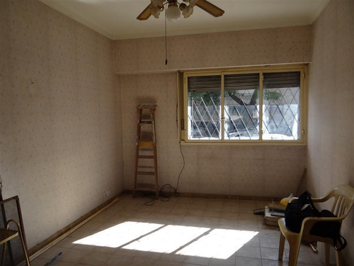 2 Ambientes C/patio