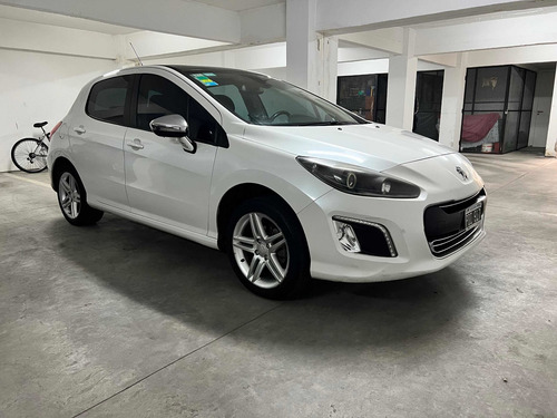 Imagen 7 de 13 de Peugeot 308 2015 1.6 Feline Hdi 115cv