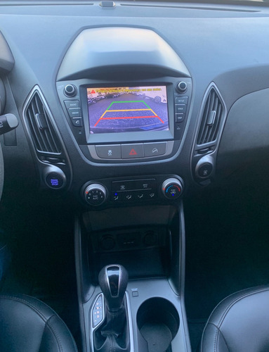 Imagem 7 de 8 de Hyundai Ix35 Gl 2.0 Preto 2018