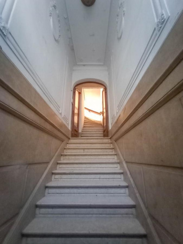 Imagen 30 de 30 de Edificio En Block De 1877 M2 Con Atención Al Público Y Depósito En Alquiler Sin Expensas
