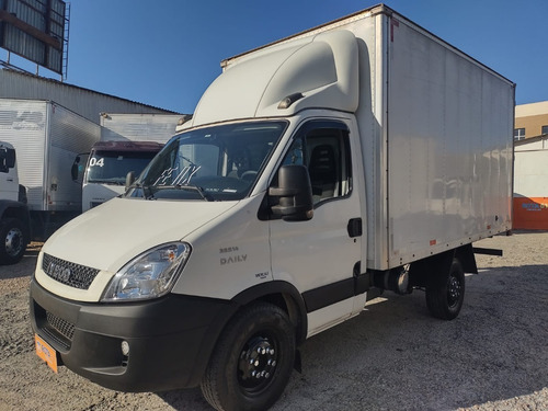 Imagem 1 de 15 de Iveco Daily 35s14 Bau De Aluminio 2013