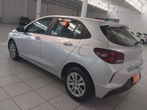 Imagem 6 de 9 de Chevrolet Onix 1.0 Flex Lt Manual