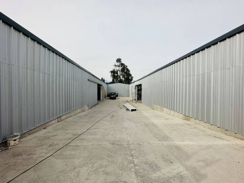 Arriendo Local 200 M2 + Bodega 700 M2 Total 900 M2