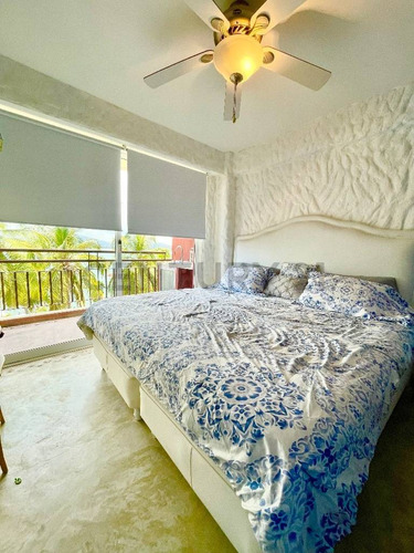Hermoso Apartamento Con Vista Al Mar En El Condominio Isla Marina