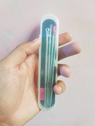Imagen 5 de 6 de Kit 4 Pcs Herramienta Saca Comedon Espinilla Limpieza Facial