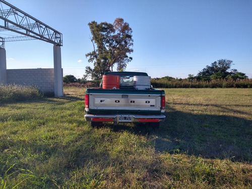 Ford F-100 Xlt