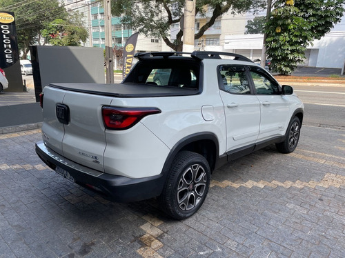 Imagem 6 de 18 de Fiat Toro 1.8 16v Evo Freedom