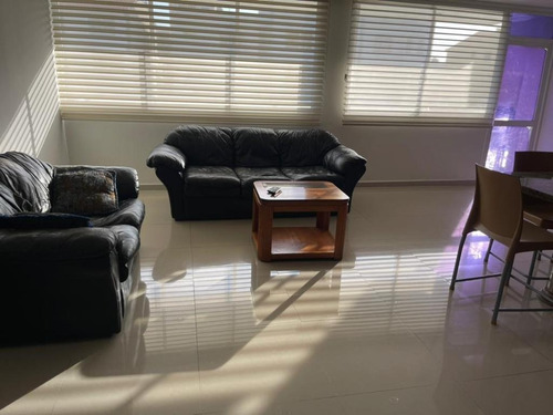 Imagen 2 de 17 de Casa En Venta En Casas Bote A