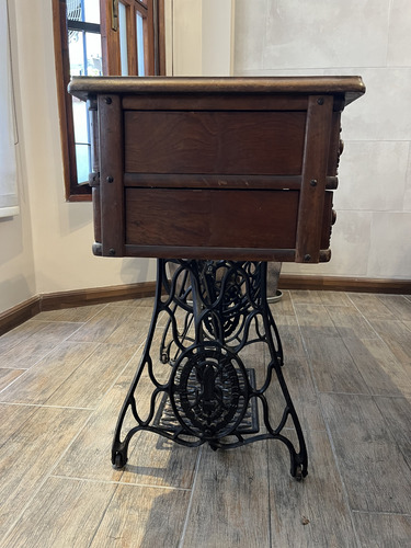 Mueble Con Maquina De Coser Singer Original Muy Buen Estado (Usado)