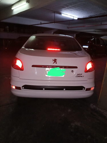 Peugeot 207 1.6 Sedan Feline 106cv