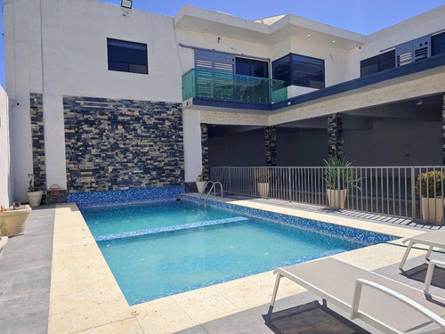 Casa Con Alberca/quinta En Venta, Gómez Palacio