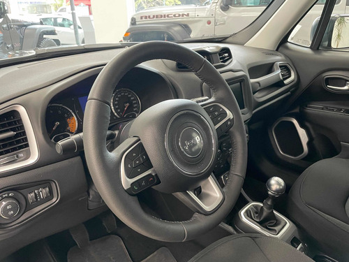 Imagen 8 de 9 de Jeep Renegade 2021 1.8 Sport