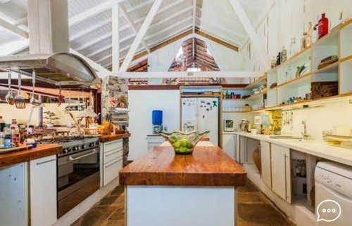 Casa Em Ilhabela Na Costeira A Venda - 9667